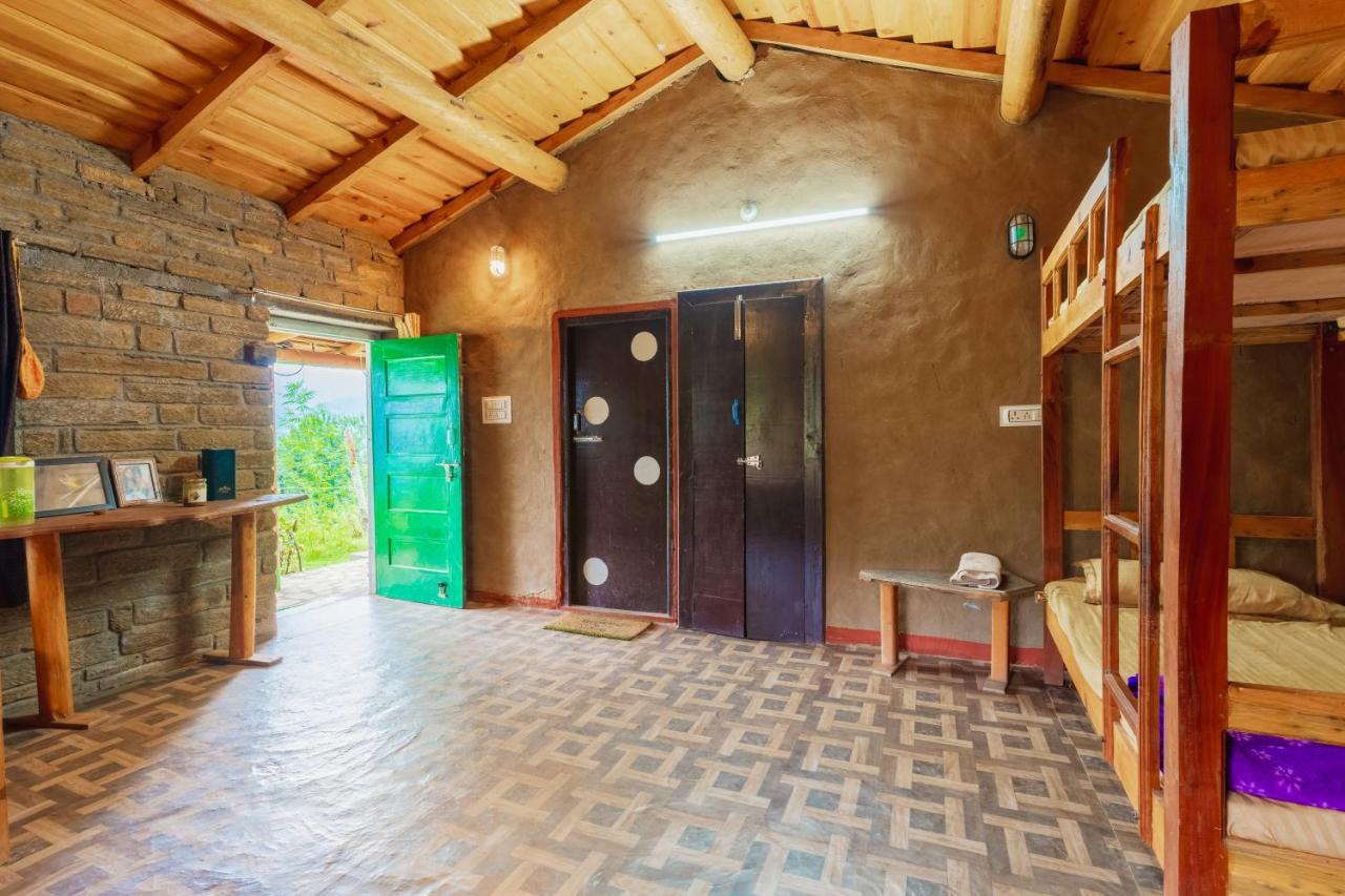 אלמורה Zenoaks Homestay מראה חיצוני תמונה