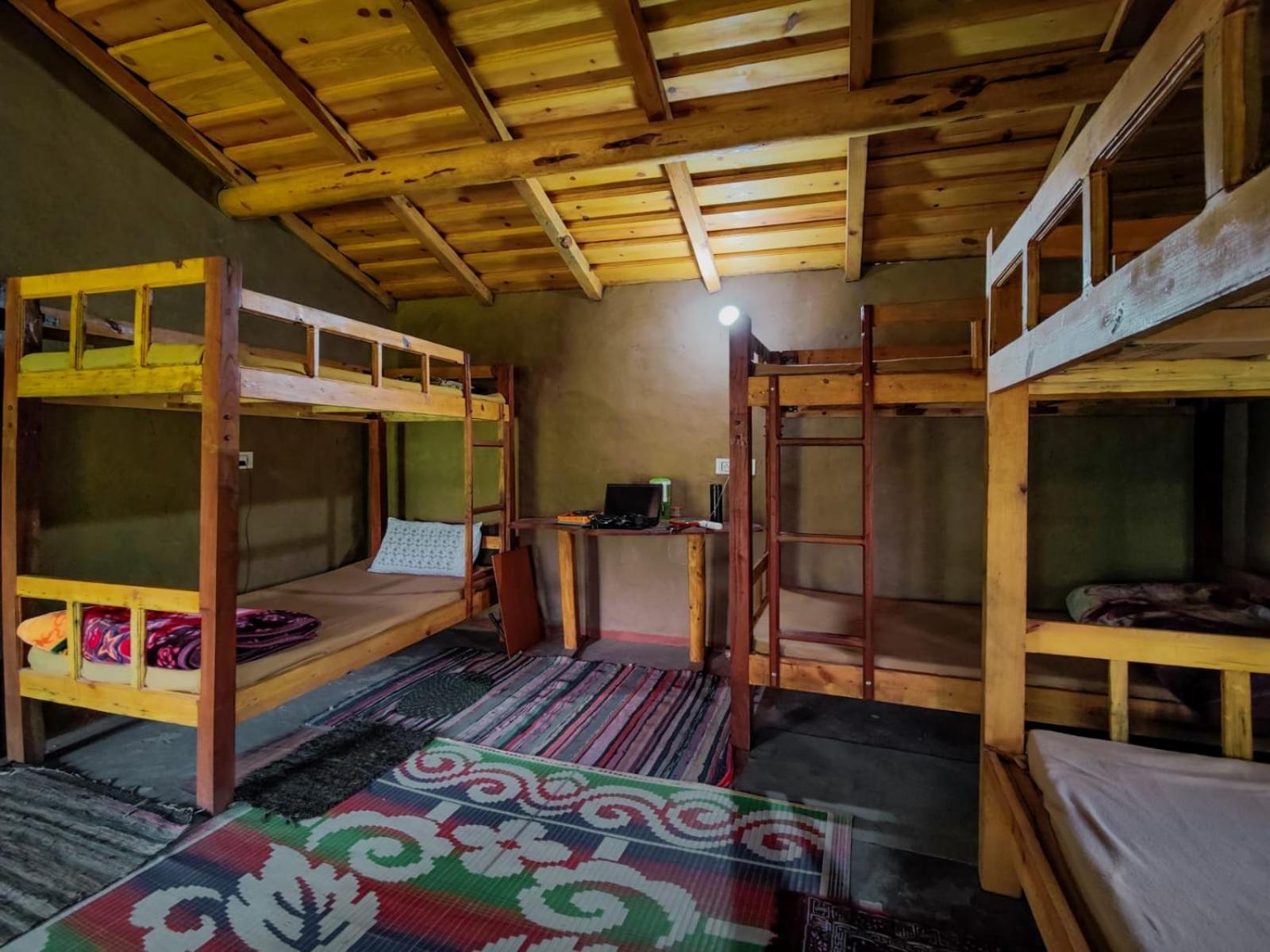 אלמורה Zenoaks Homestay חדר תמונה