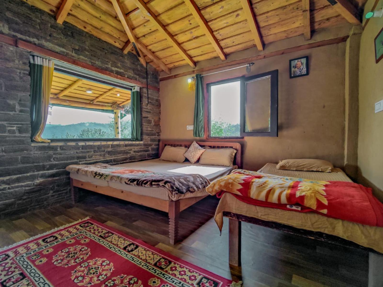 אלמורה Zenoaks Homestay חדר תמונה